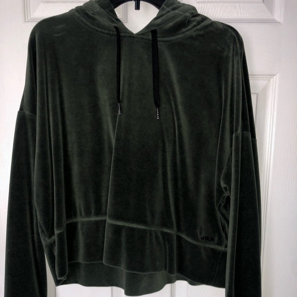 Crushed velvet cropped hoodie